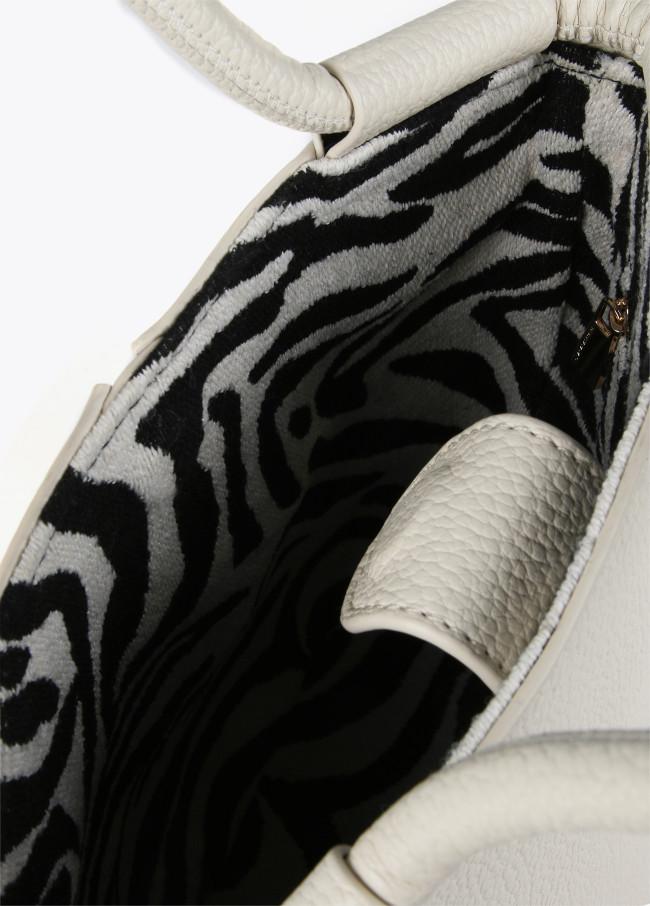 Lola Casademunt Bolso Bandolera Con Detalles