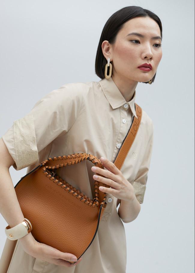 Lola Casademunt Bolso Bandolera Con Pespuntes