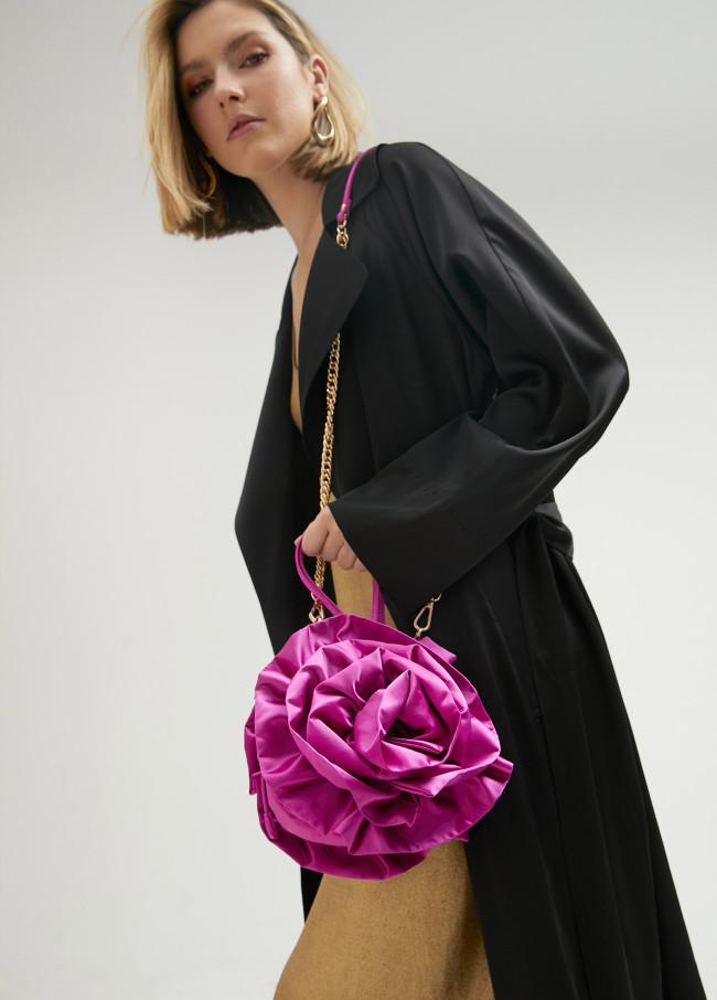 Lola Casademunt Bolso Flor En Satén