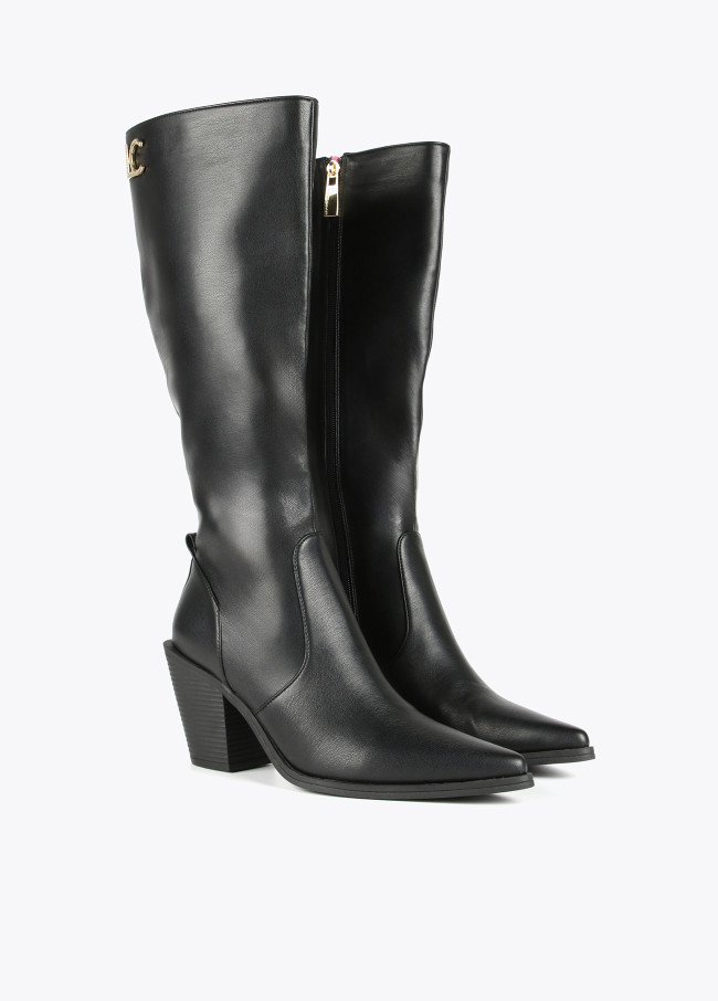 Lola Casademunt Bota Estilo Cowboy Caña Alta