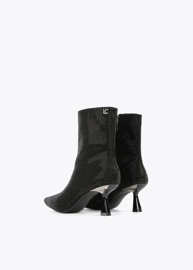 Lola Casademunt Botín Efecto Brillo