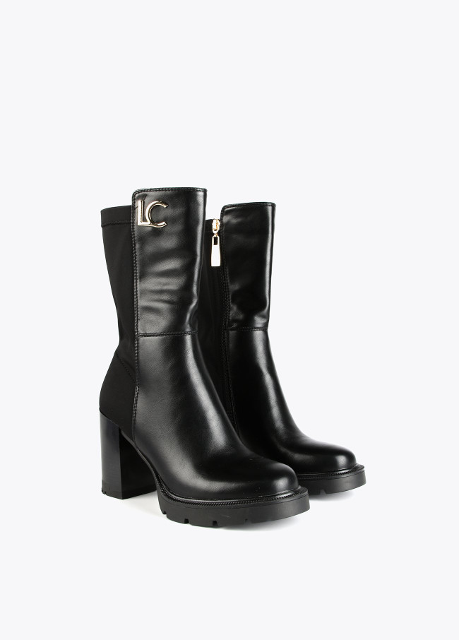 lola casademunt Botin media caña dos tejidos