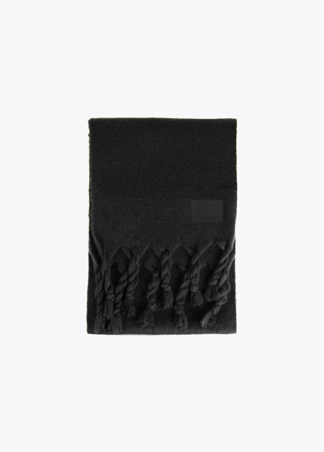 Lola Casademunt Bufanda Con Flecos Trenzados