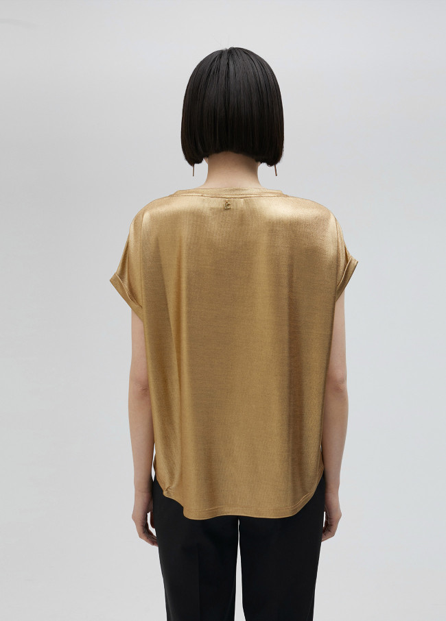 Lola Casademunt Camiseta Dorada