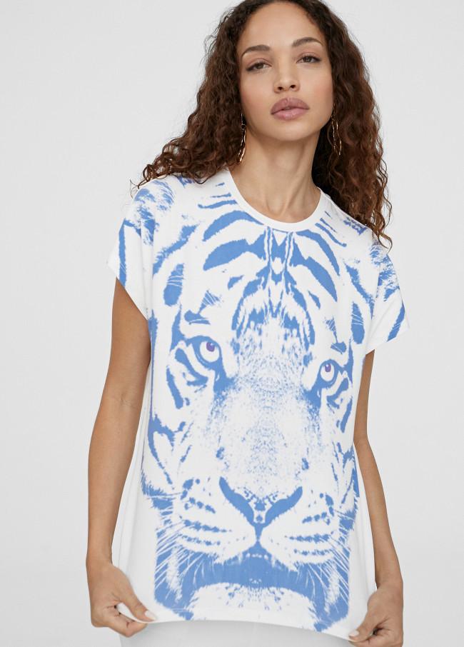 lola casademunt Camiseta posicionado tigre