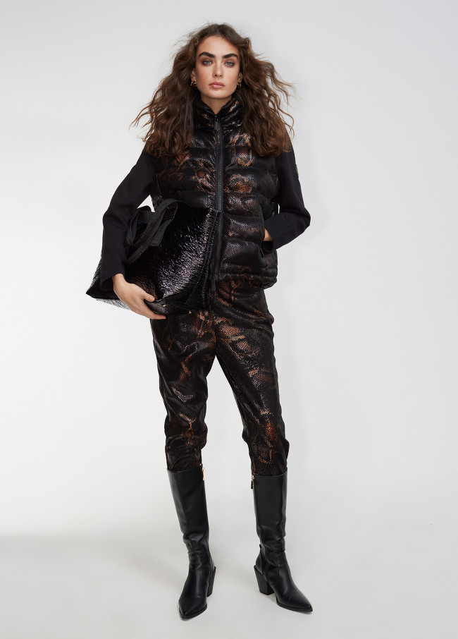 Lola Casademunt Chaqueta Efecto Escamas