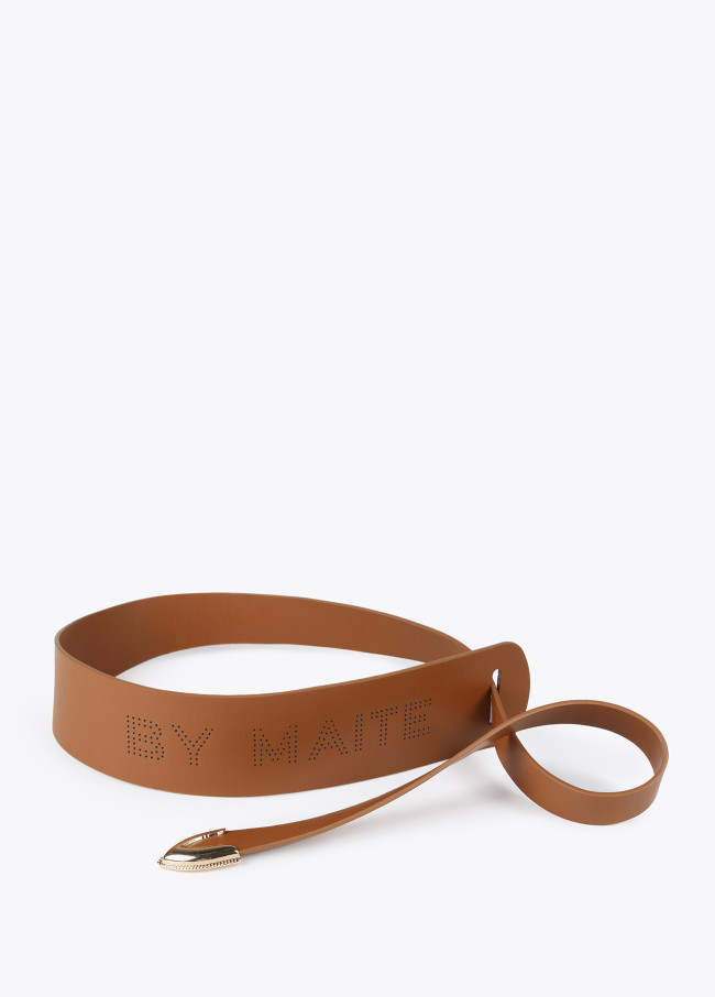 Lola Casademunt Cinturón Fajín Puntera Metálica