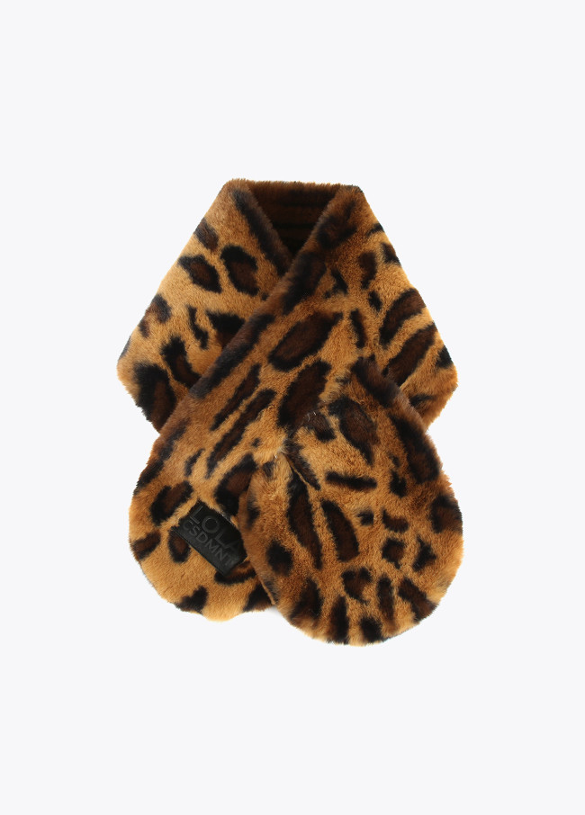 lola casademunt Cuello animal print