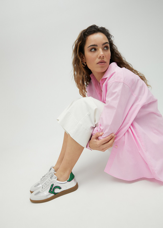 Lola Casademunt Deportiva Metalizada Y LC Glitter