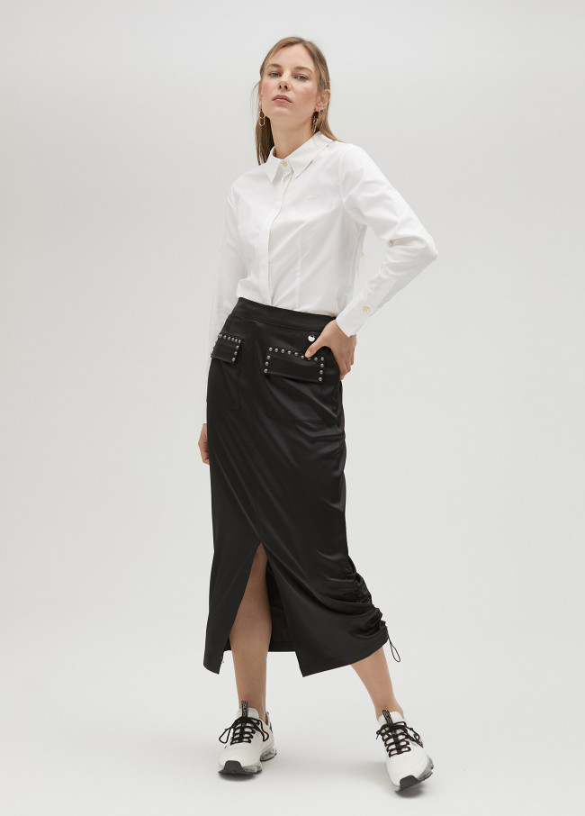 lola casademunt Falda satinada con tachas