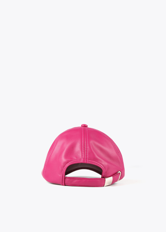 Lola Casademunt Gorra Efecto Piel