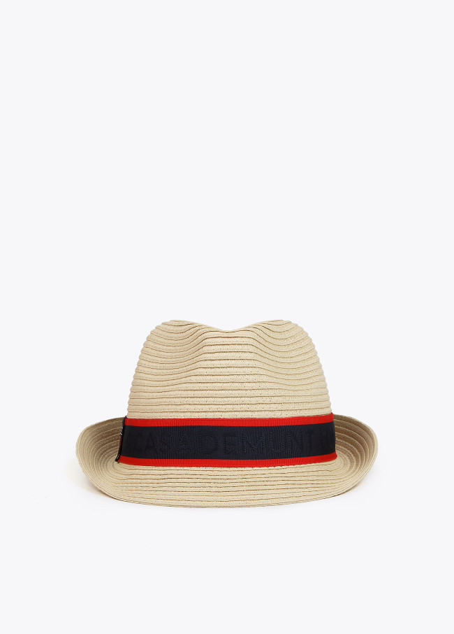 Lola Casademunt Gorro American Magic