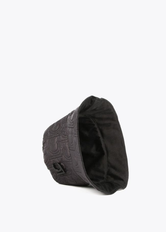 Lola Casademunt Gorro Tipo Bucket Acolchado