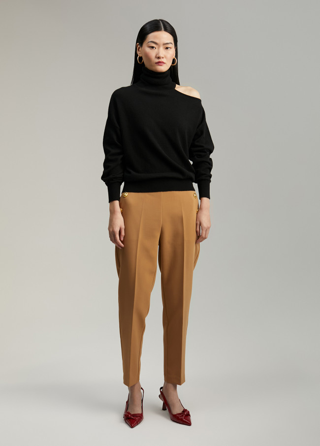 Lola Casademunt Jersey Abertura Hombro