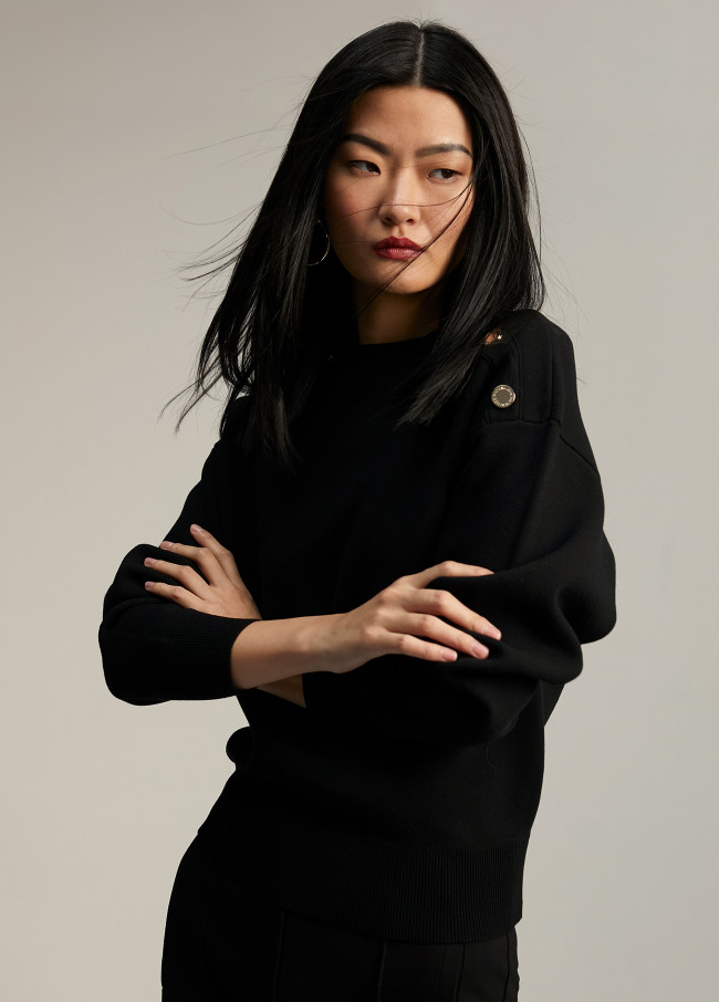 lola casademunt Jersey detalle botones