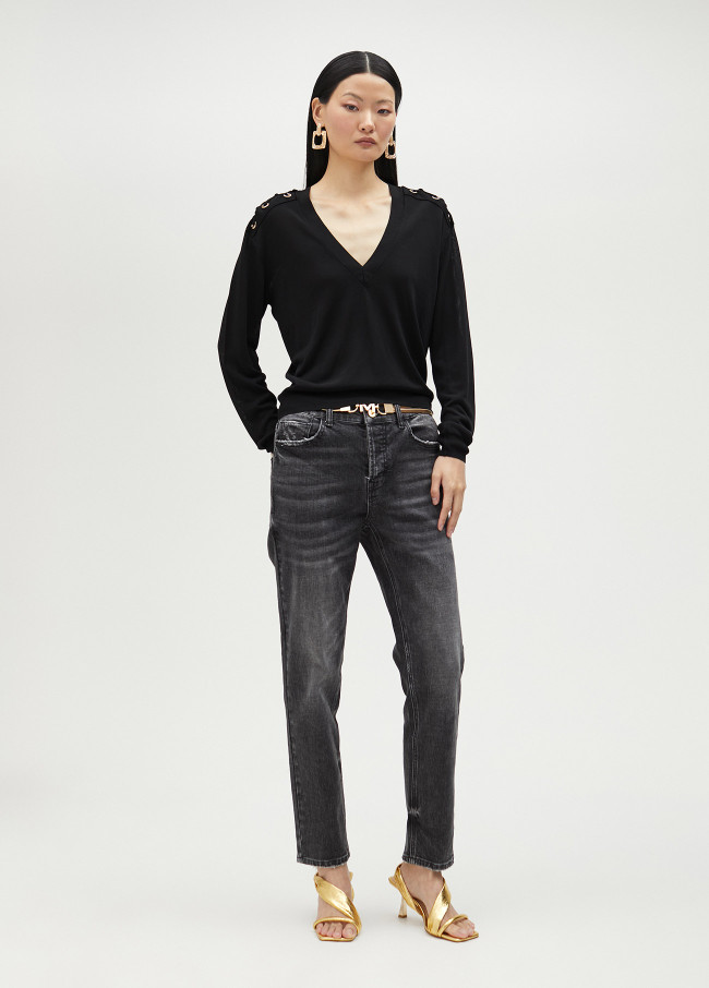 Lola Casademunt Jersey Detalle Hombro