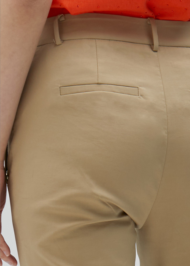 Lola Casademunt Pantalón Straight Chino