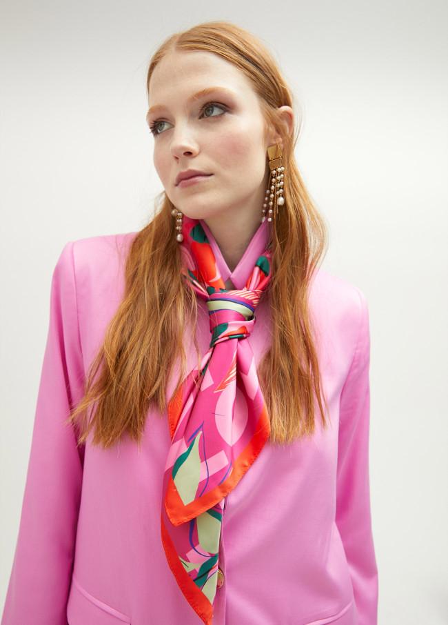 Lola Casademunt Pañuelo Satinado Flores Tropicales