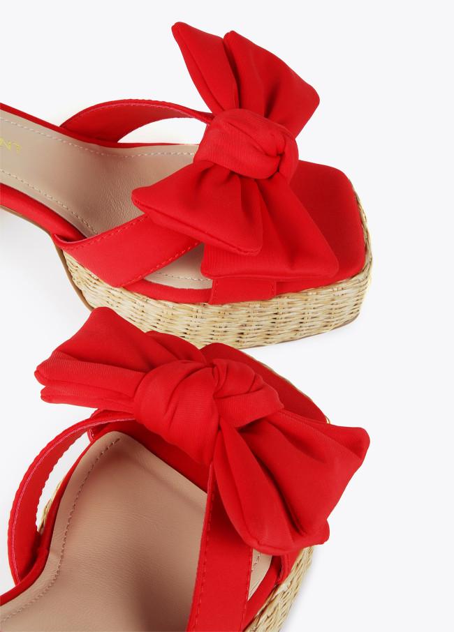 Lola Casademunt Sandalia De Tacón Con Lazo