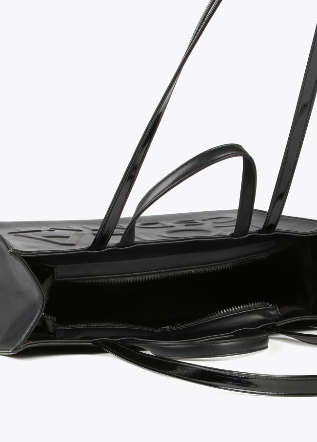 Lola Casademunt Shopper Logo Relieve