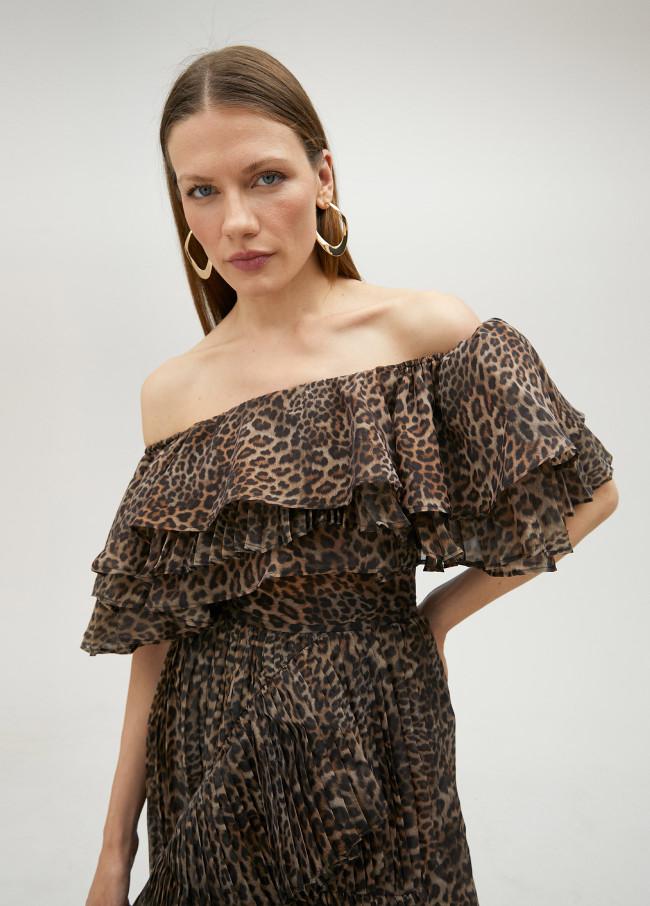 lola casademunt Top volantes animal print