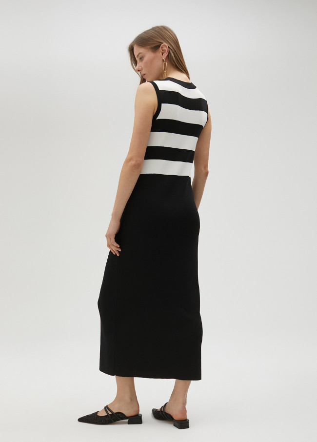 Lola Casademunt Vestido De Punto Bicolor