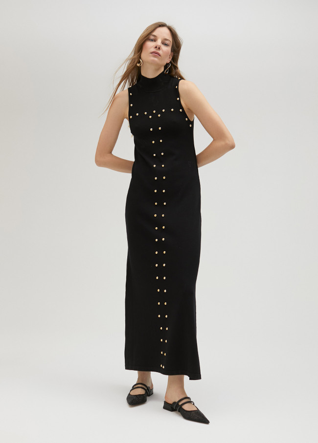 lola casademunt Vestido negro de punto con tachas