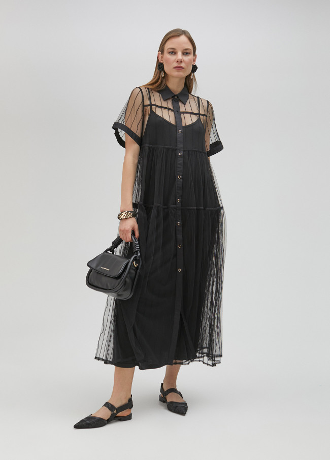 lola casademunt Vestido negro de tul