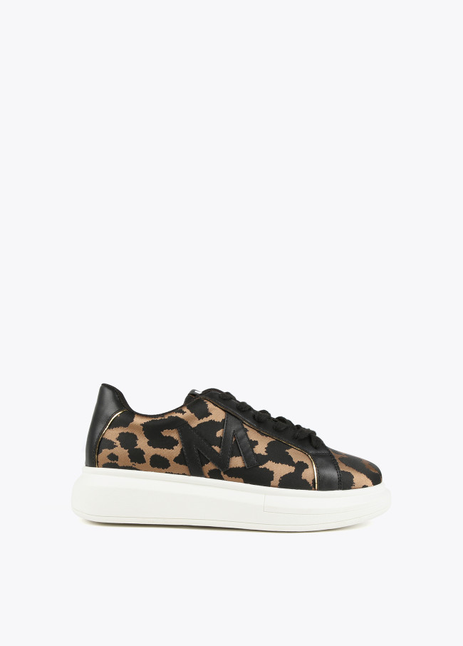 lola casademunt Zapatillas animal print