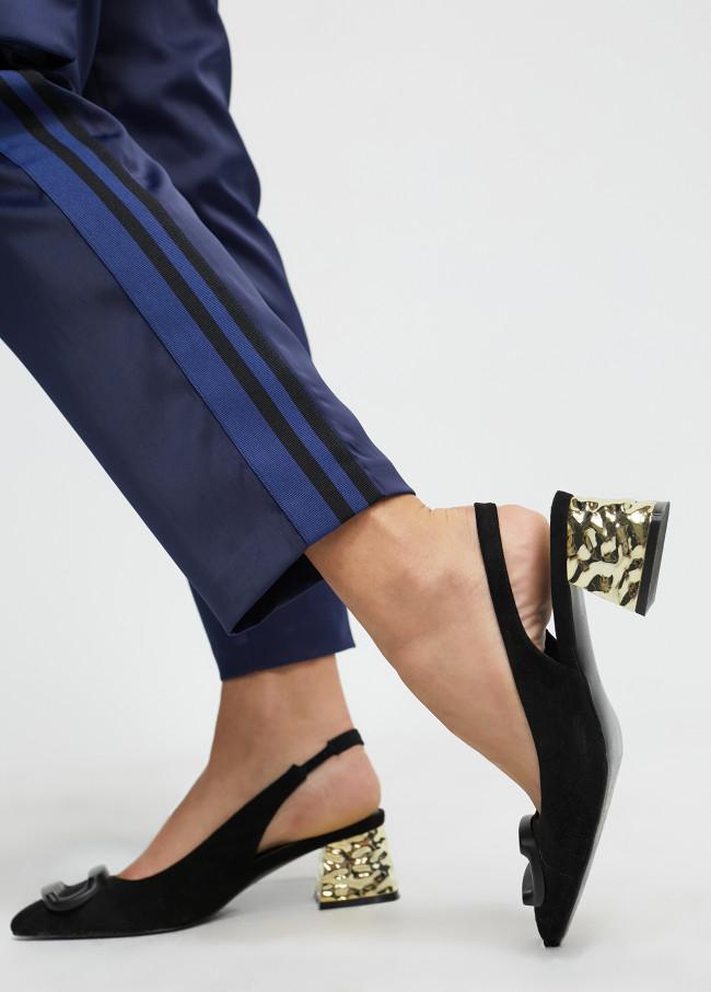 Lola Casademunt Zapato Salón Abierto