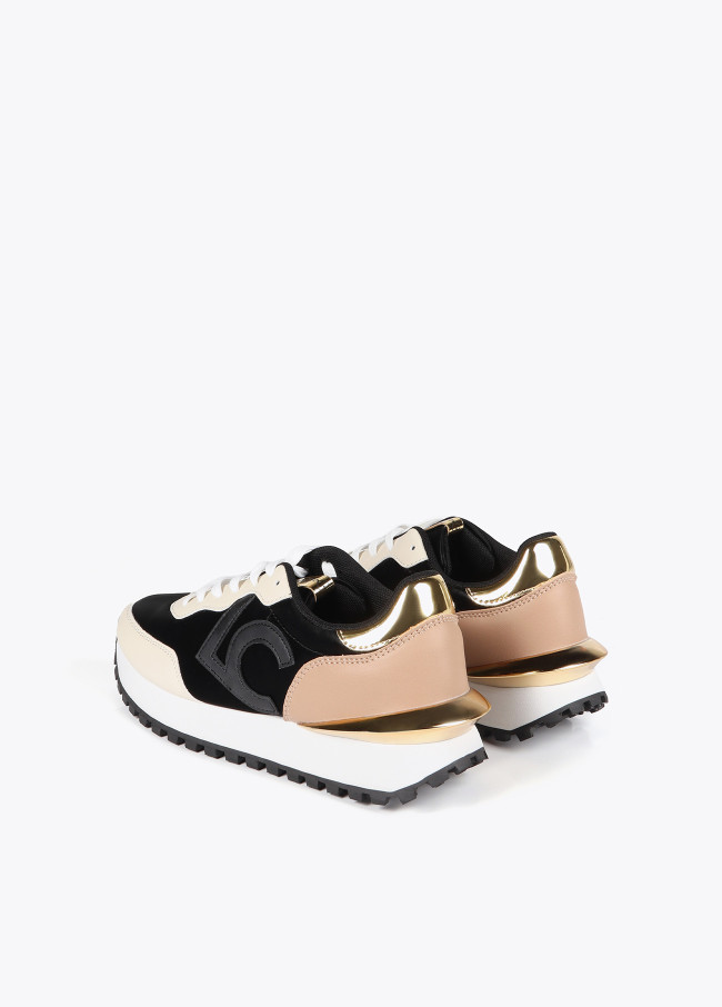 Lola Casademunt Zapatillas Deportivas Detalles Dorados