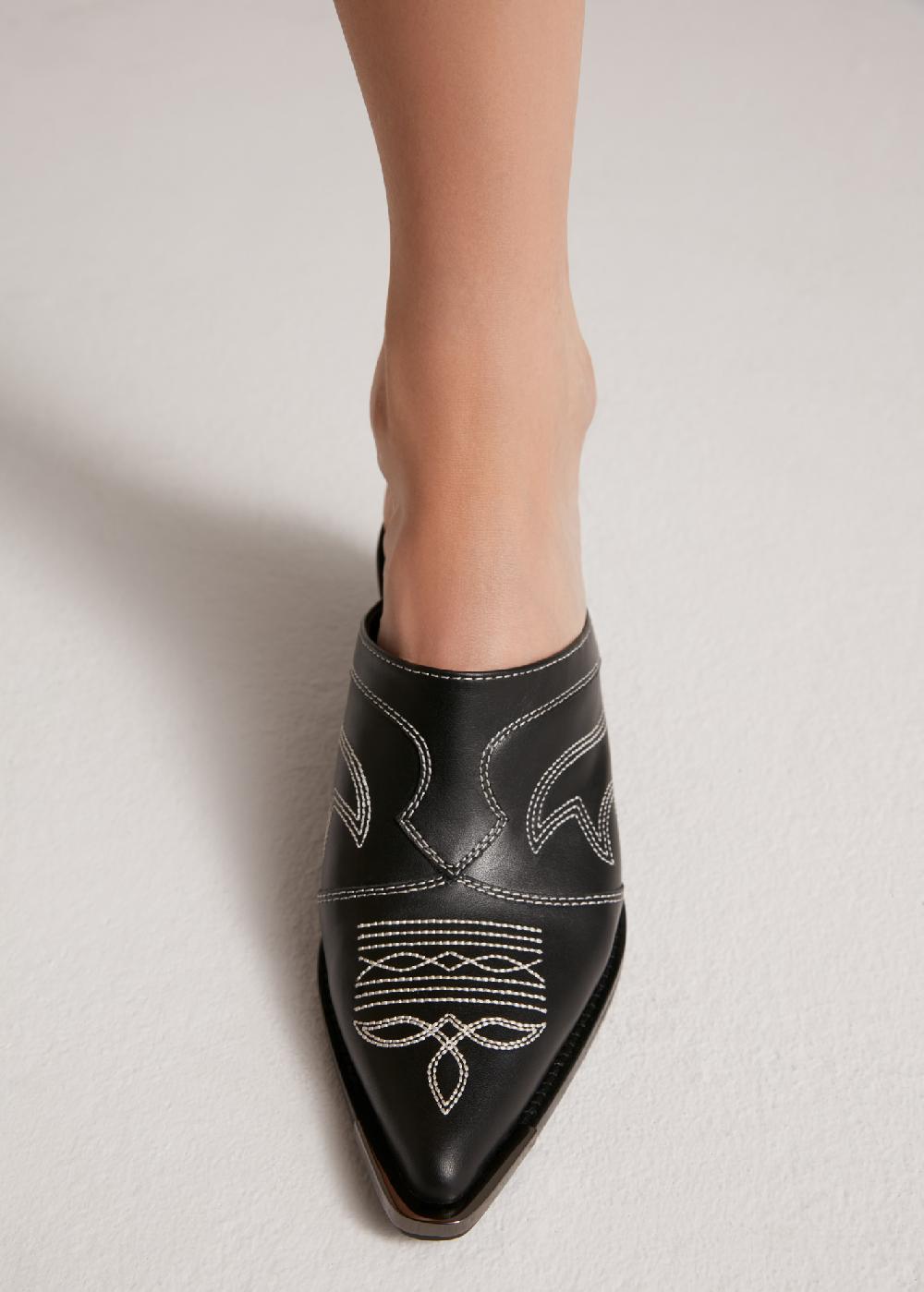 lola cruz AIRE CLOG 60