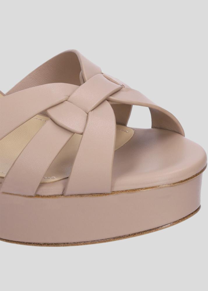 Lola Cruz ARIA PLATFORM 100