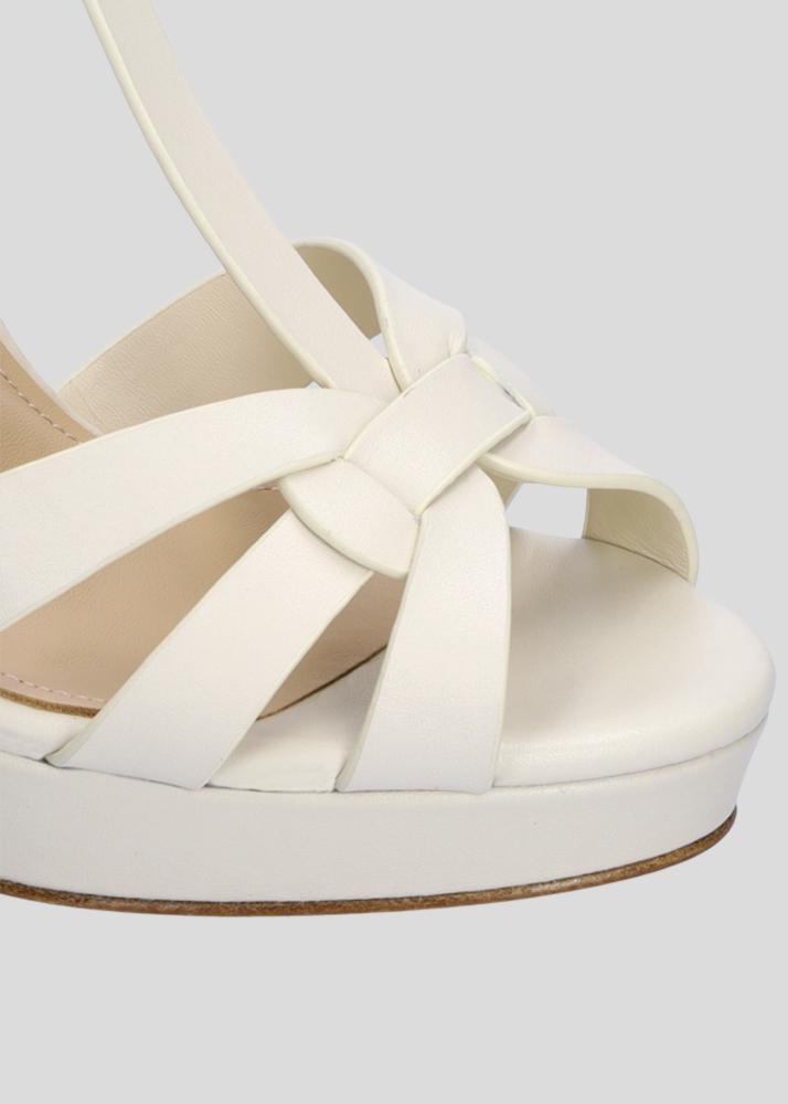 Lola Cruz ARIA PLATFORM 120