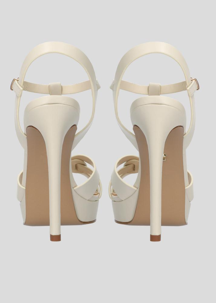 Lola Cruz ARIA PLATFORM 120