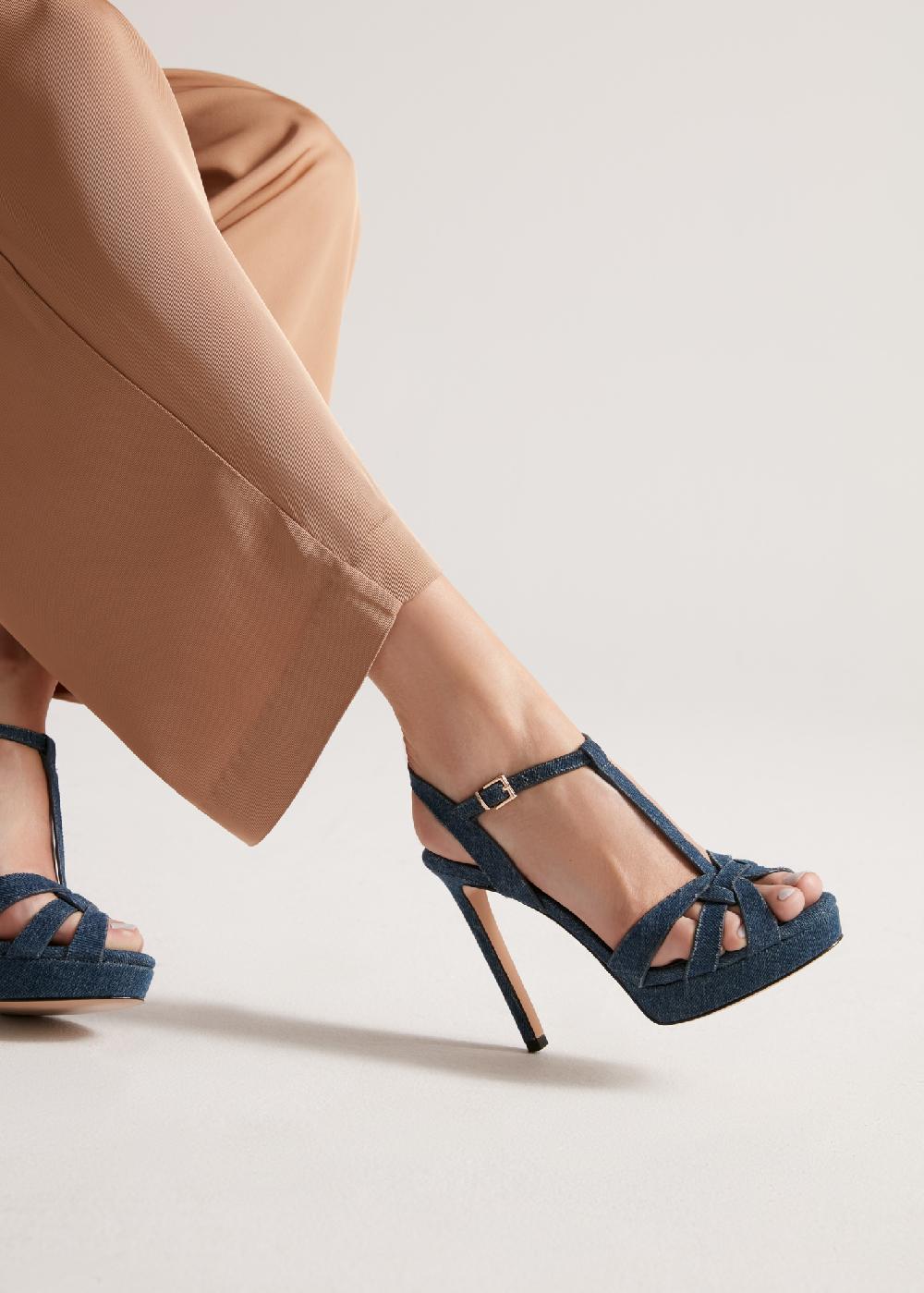 lola cruz ARIA PLATFORM 120