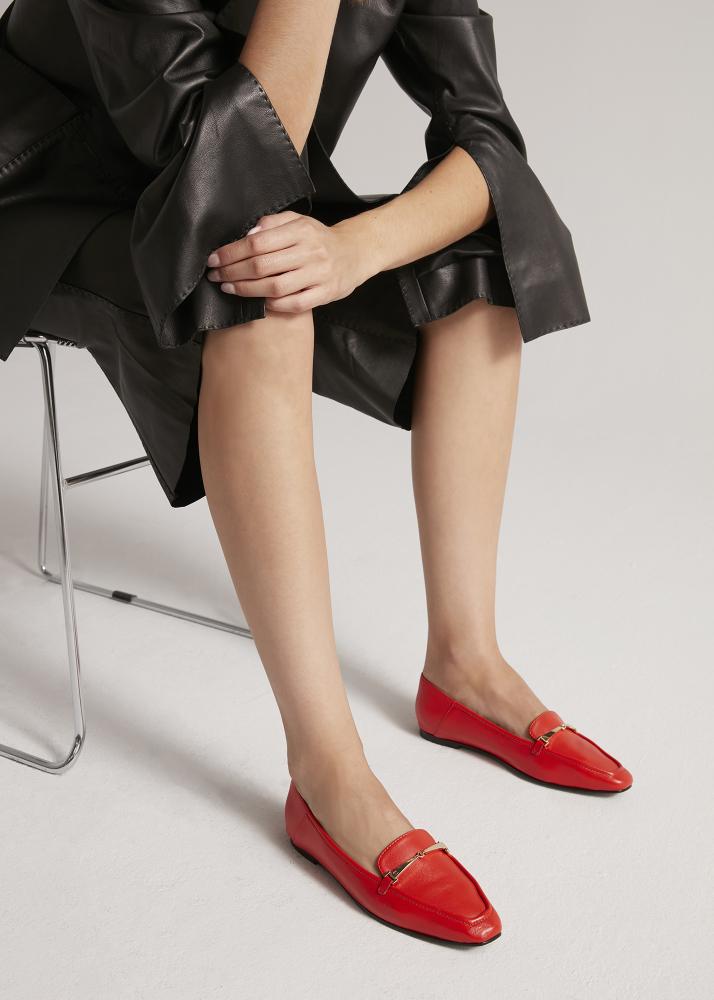 Lola Cruz CLOVER FLAT