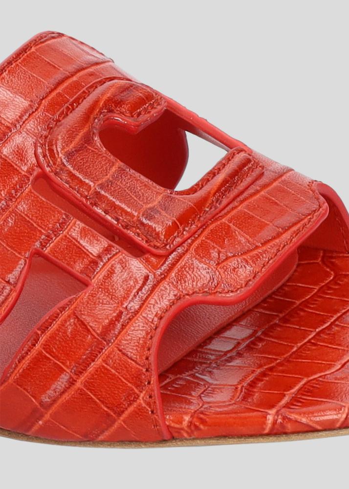 Lola Cruz CUIRINE FLAT