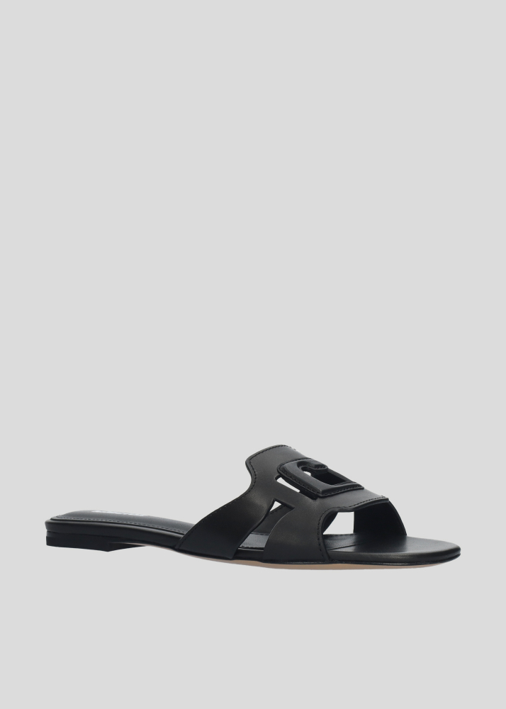 Lola Cruz CUIRINE FLAT