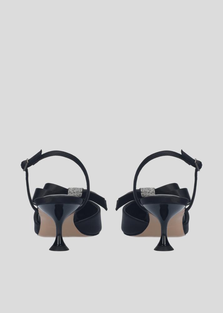 Lola Cruz CYNTHIA PUMP 55