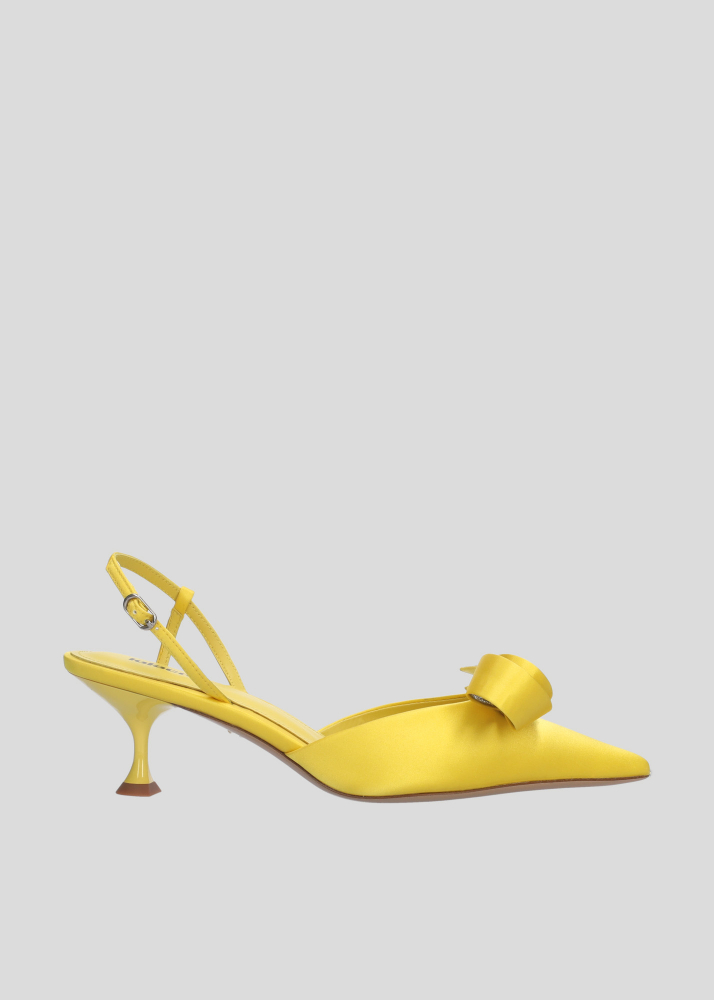 Lola Cruz CYNTHIA PUMP 55