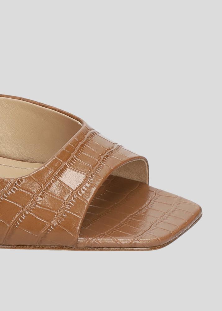 Lola Cruz GILDA PLATFORM 55