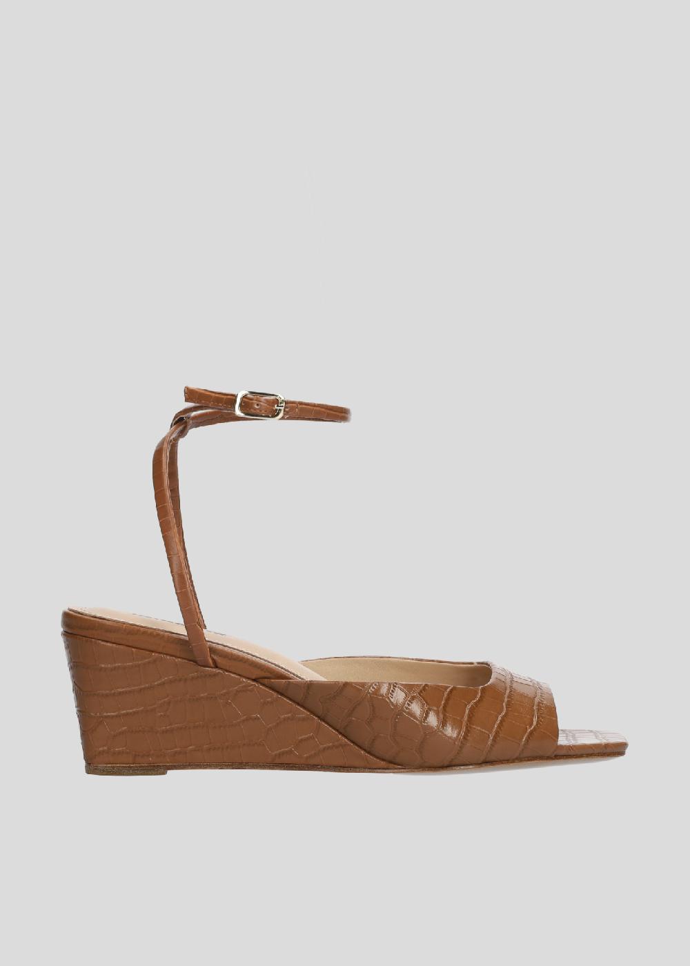 lola cruz GILDA PLATFORM 55