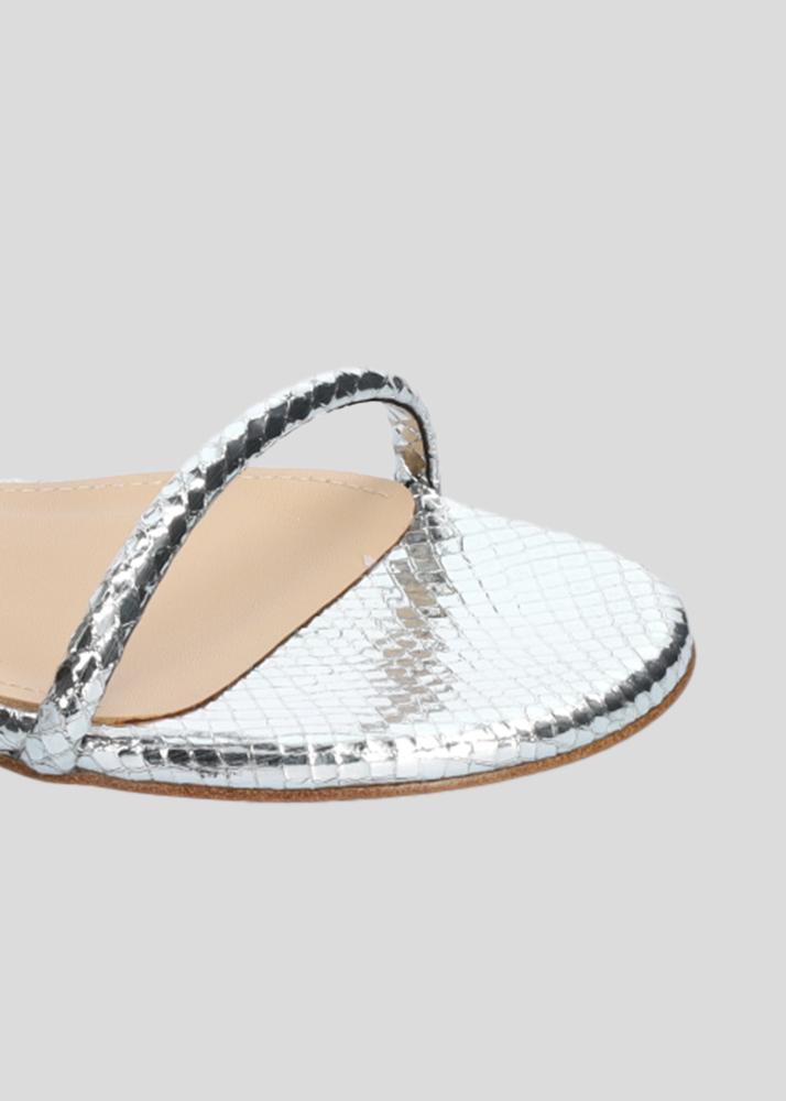 Lola Cruz GRETA FLAT