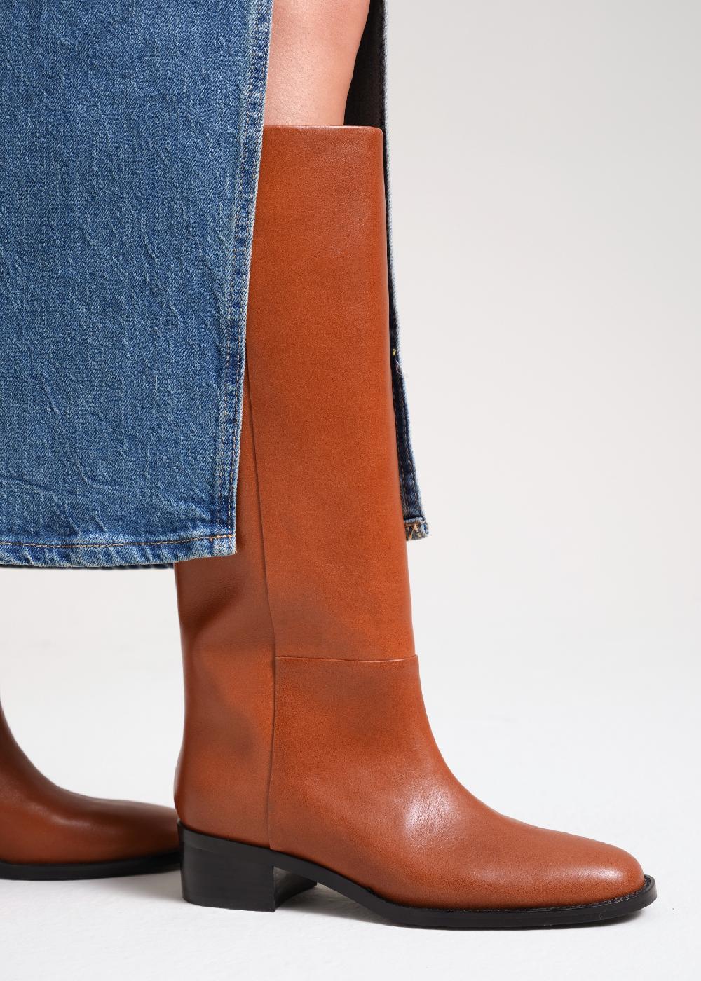 lola cruz JULIETTA KNEE-BOOTS