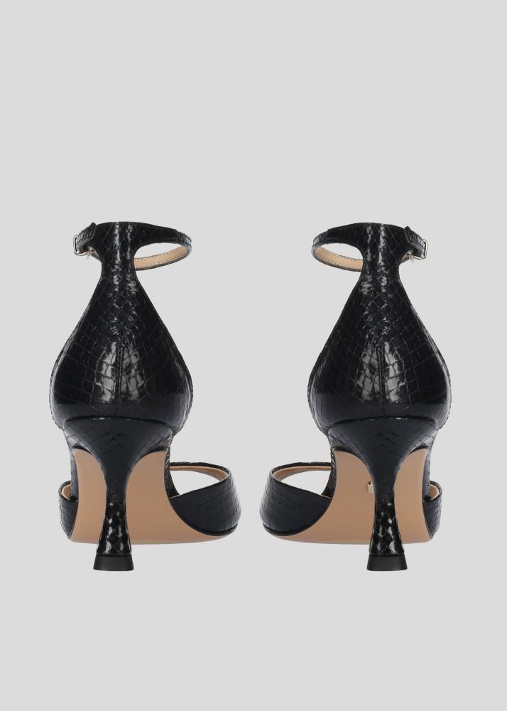 Lola Cruz NEW KUMALA SANDAL 65