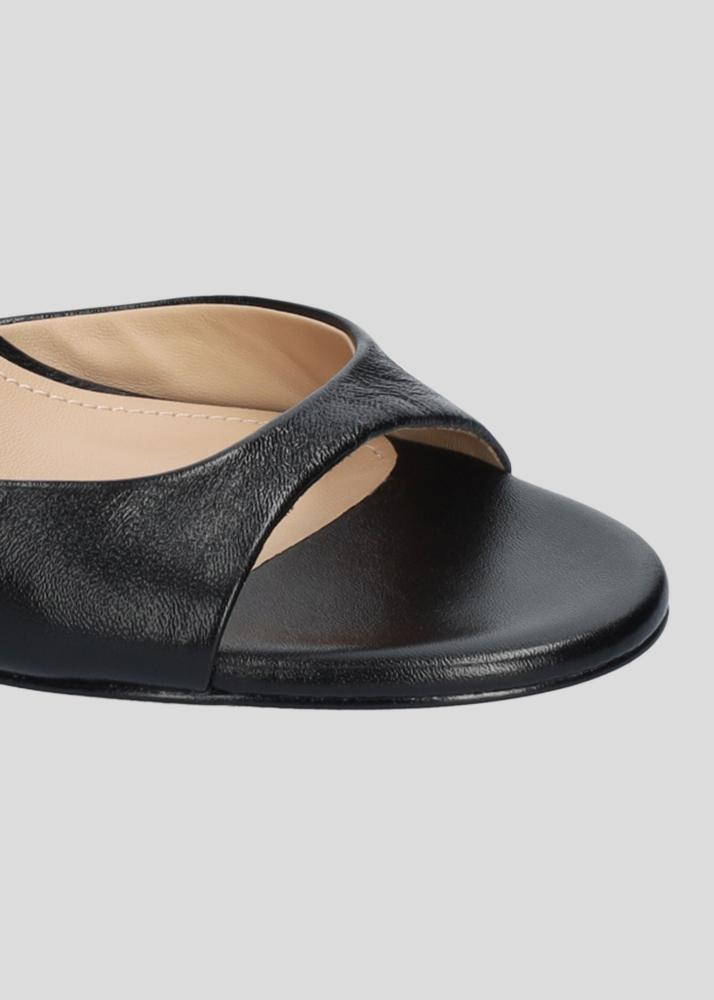 Lola Cruz NEW KUMALA SANDAL 65