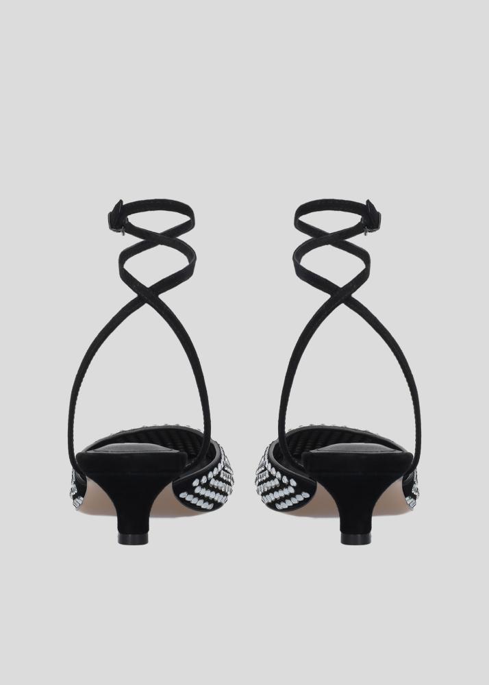 Lola Cruz PIA PUMP 55