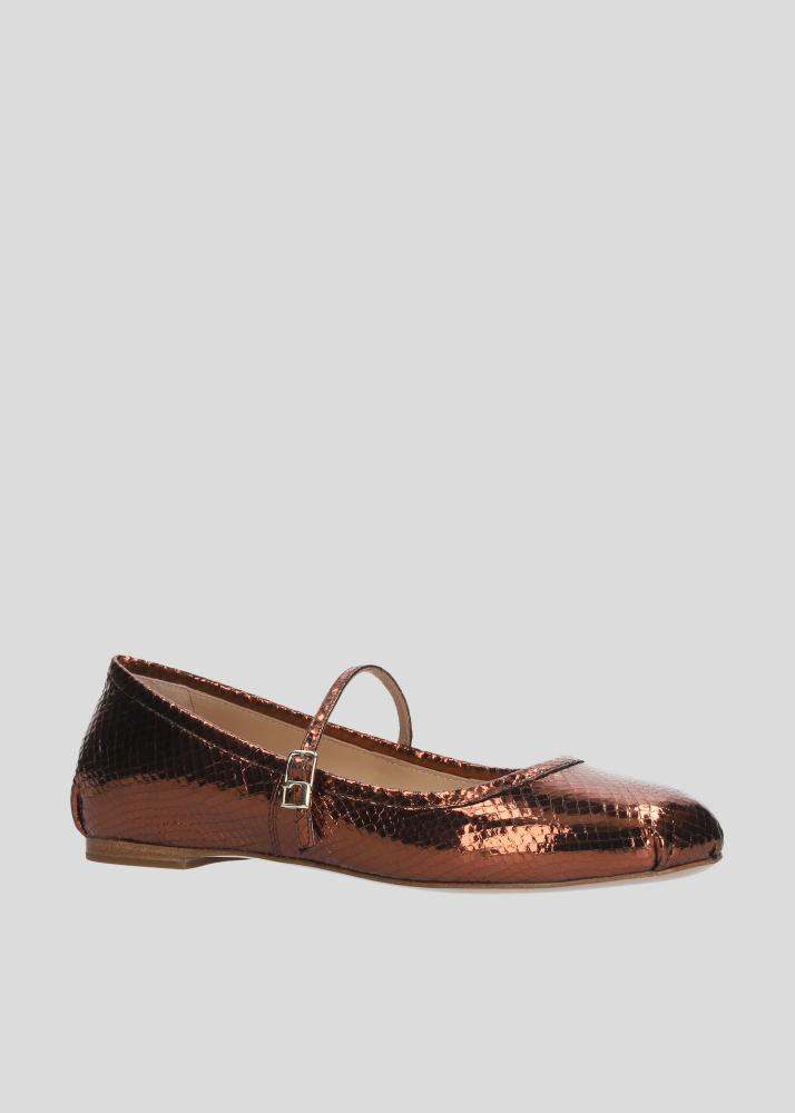 Lola Cruz RIMA FLATS