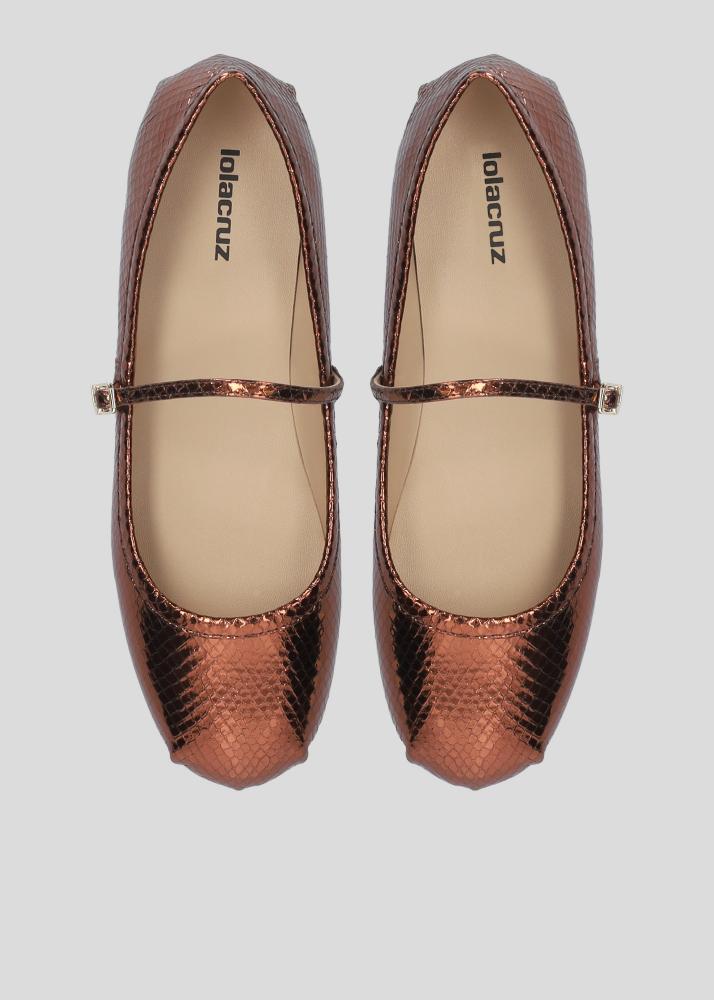 Lola Cruz RIMA FLATS